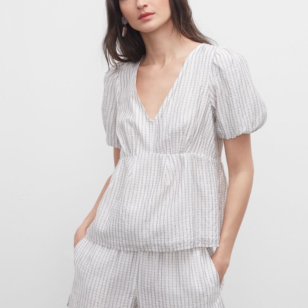 Grid Double V Tie Back Top - Brand New - NEVER WORN - Black White Stripe